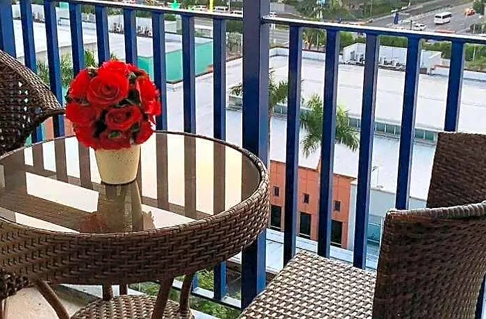 Hotel Madison's Place At Sea Moa Manila
