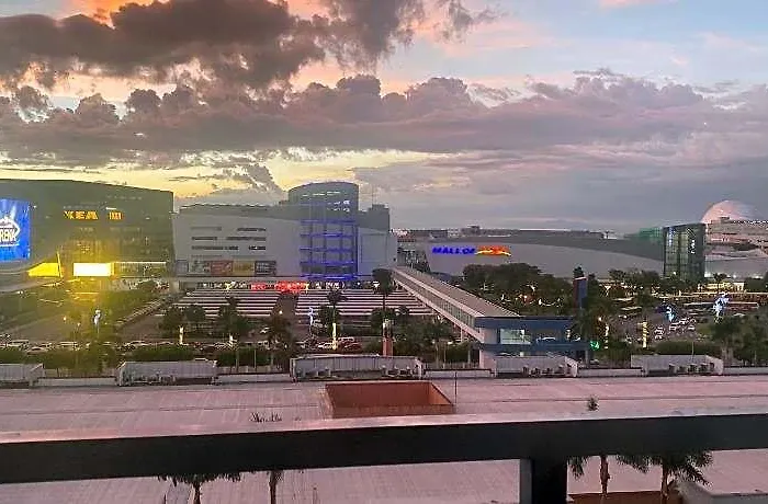 Hotel Madison's Place At Sea Moa 4*