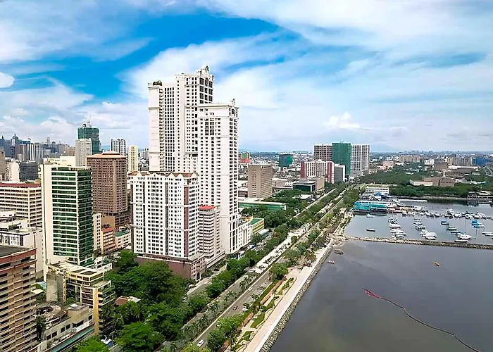 Madison's Place At Sea Moa Hotel 4*